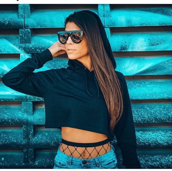 Meet your Posher, Kori - Picture 2 of 5